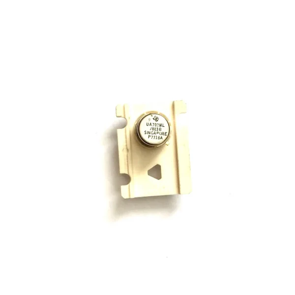 UA702ML/883B