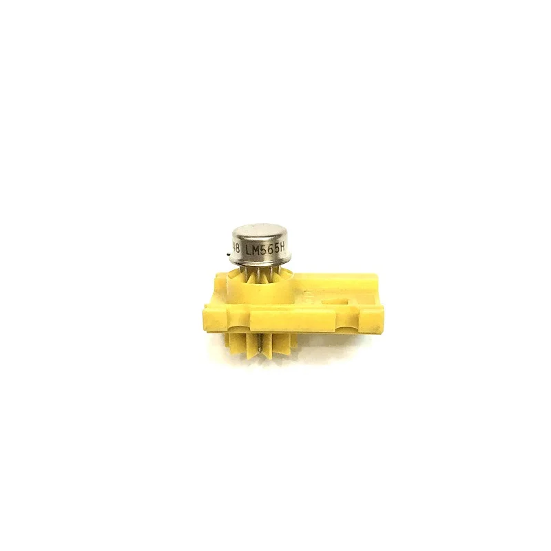 آیسی نظامی LM565H
