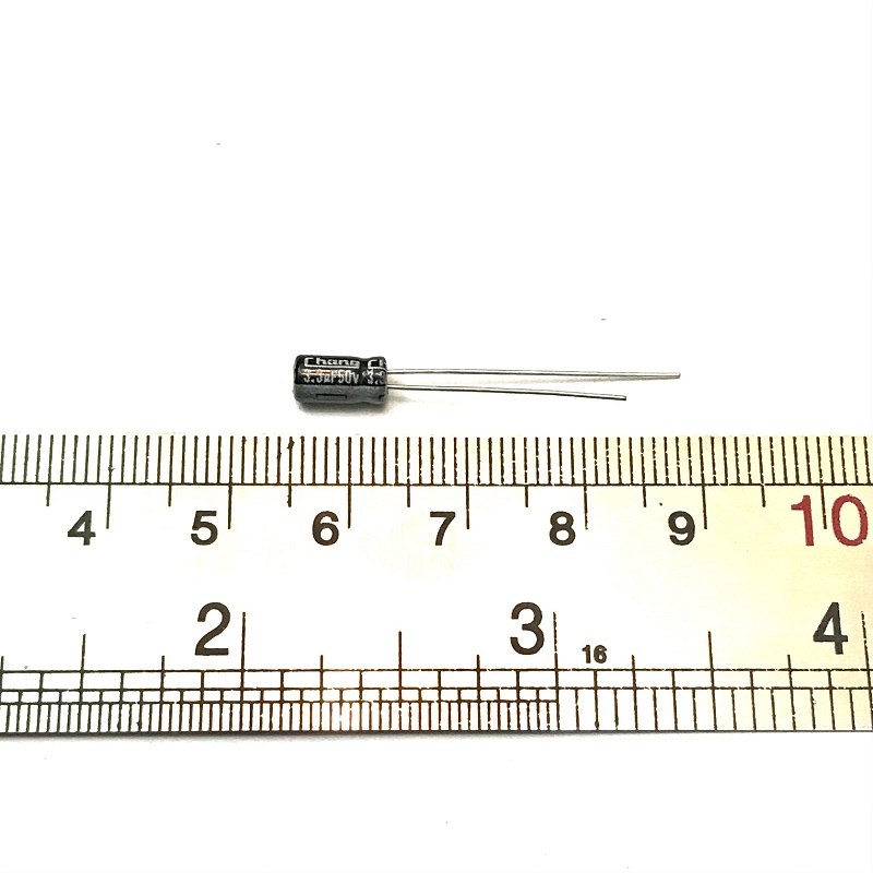 4.7uf/35v